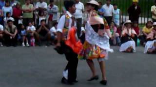 Huaylas danza típica de Huancayo Perú  Andean music and the world peru [upl. by Eerised284]