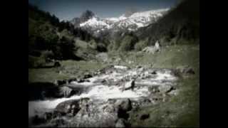 Le refuge  chant pyrénéen [upl. by Airuam]