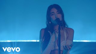 Madison Beer  Default  Effortlessly  Selfish Live from Life Support In Concert [upl. by Leamhsi]