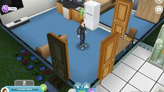 How To Start A Quest  Sims Freeplay Tutorial [upl. by Odab]