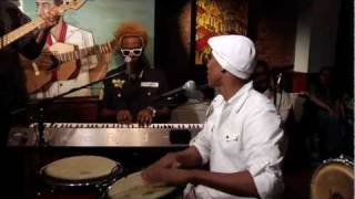 Unforgettable Live Performance Pedrito Martinez Group  La Luna  La Luna Live New Yorkmp4 [upl. by Polly]