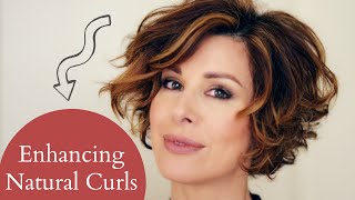 HOW TO STYLE LAYERED SHORT NATURAL CURLY HAIR  Dominique Sachse [upl. by Iman]