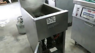 How to turn on your regular 40 lb Commercial Fryer [upl. by Cod]